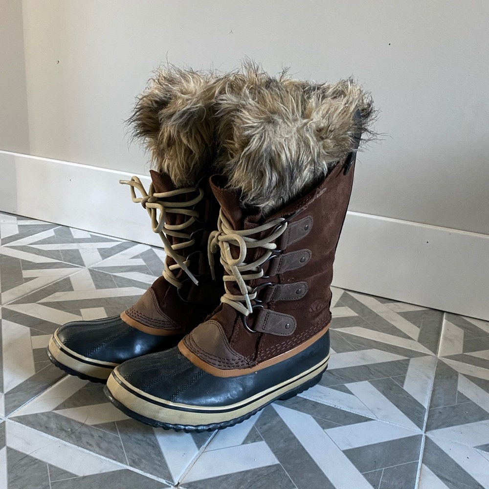 Women’s Sorel winter boots